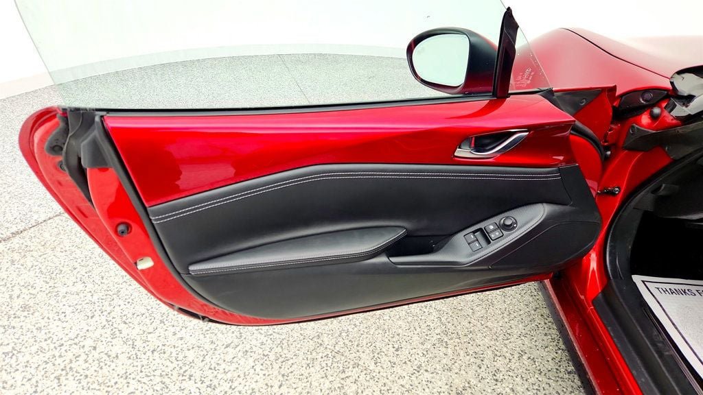 Used 2025 MAZDA MX-5 Miata Grand Touring w/ Weather Package image 11