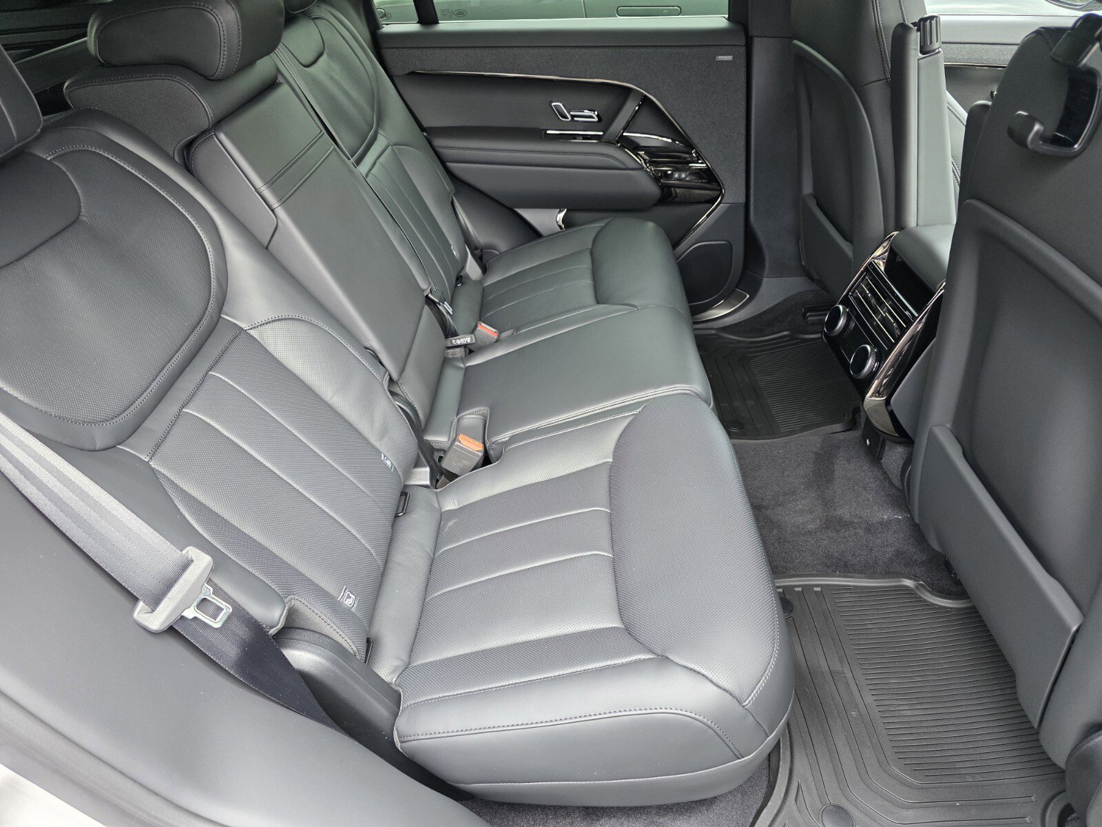 New 2026 Land Rover Range Rover Sport Dynamic SE image 5