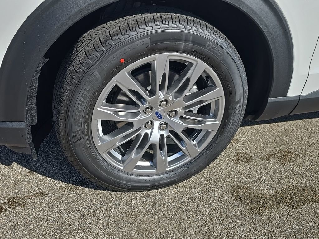 New 2026 Ford Explorer Platinum image 9
