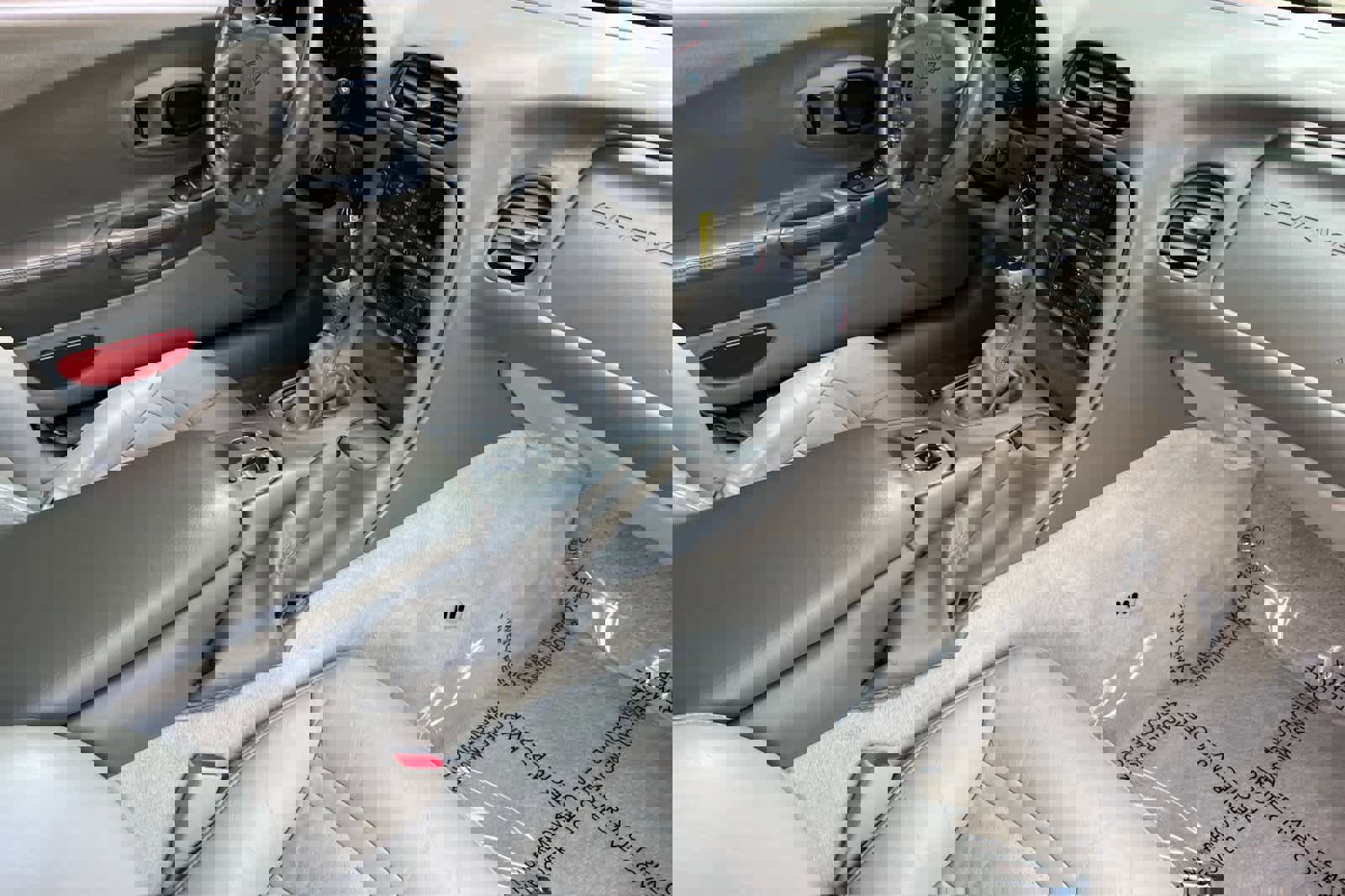 Used 2003 Chevrolet Corvette Coupe w/ Preferred Equipment Group image 17