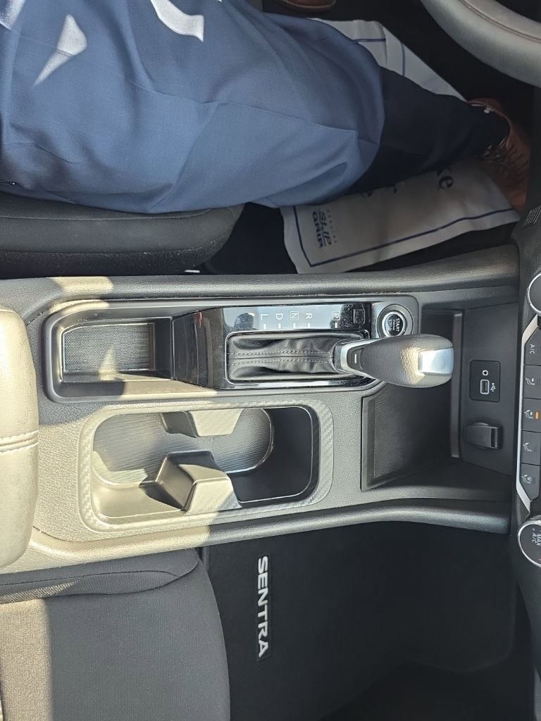 Used 2021 Nissan Sentra S image 24