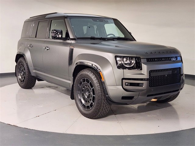 New 2025 Land Rover Defender 110 image 7