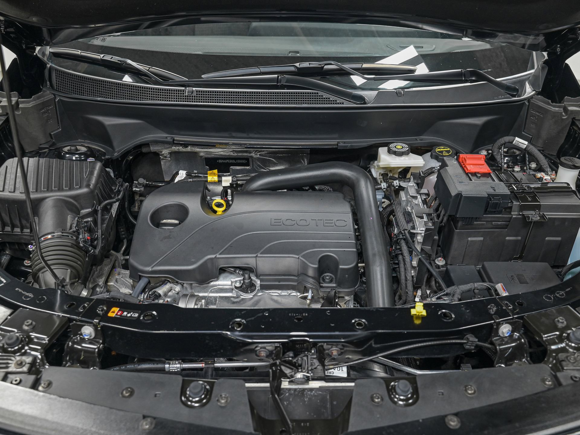 Used 2025 Chevrolet Equinox LT w/ Safety and Technology Package image 11