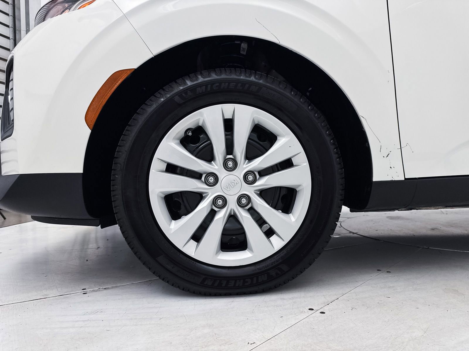 Used 2021 Kia Soul LX image 14