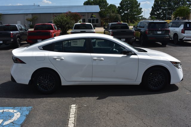 New 2026 Nissan Sentra SV w/ SV Convenience Package FWD image 4