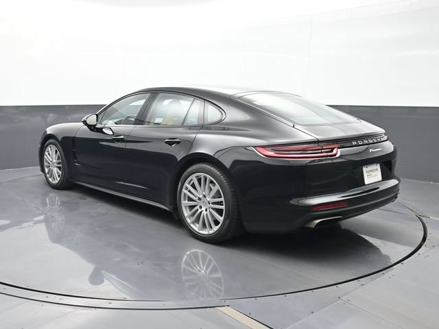 Certified 2018 Porsche Panamera image 3