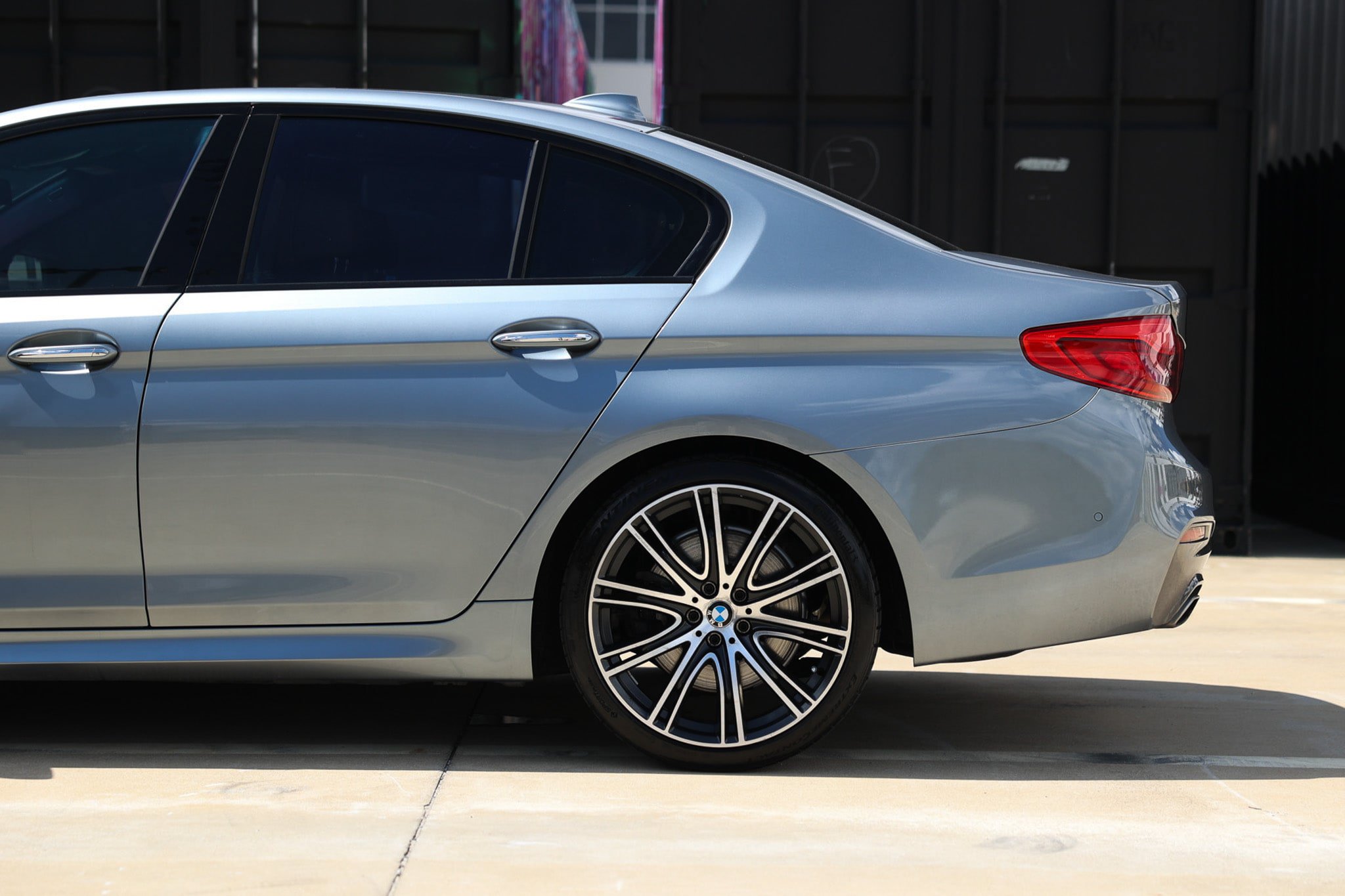 Used 2018 BMW 540i RWD image 32