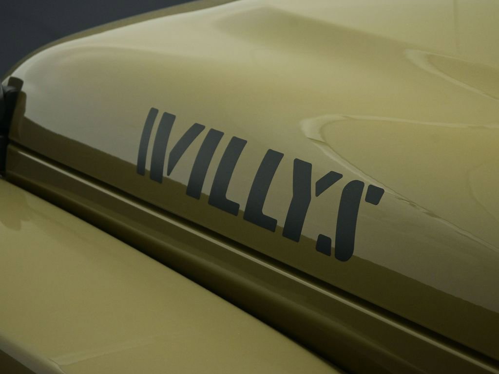 Used 2025 Jeep Gladiator Willys image 46