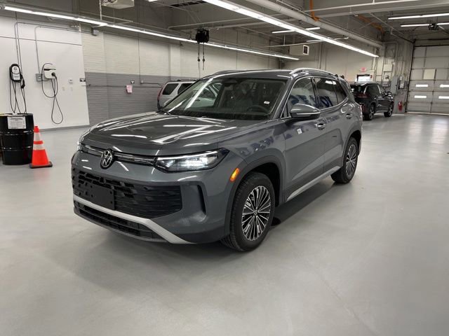 New 2026 Volkswagen Tiguan S image 1