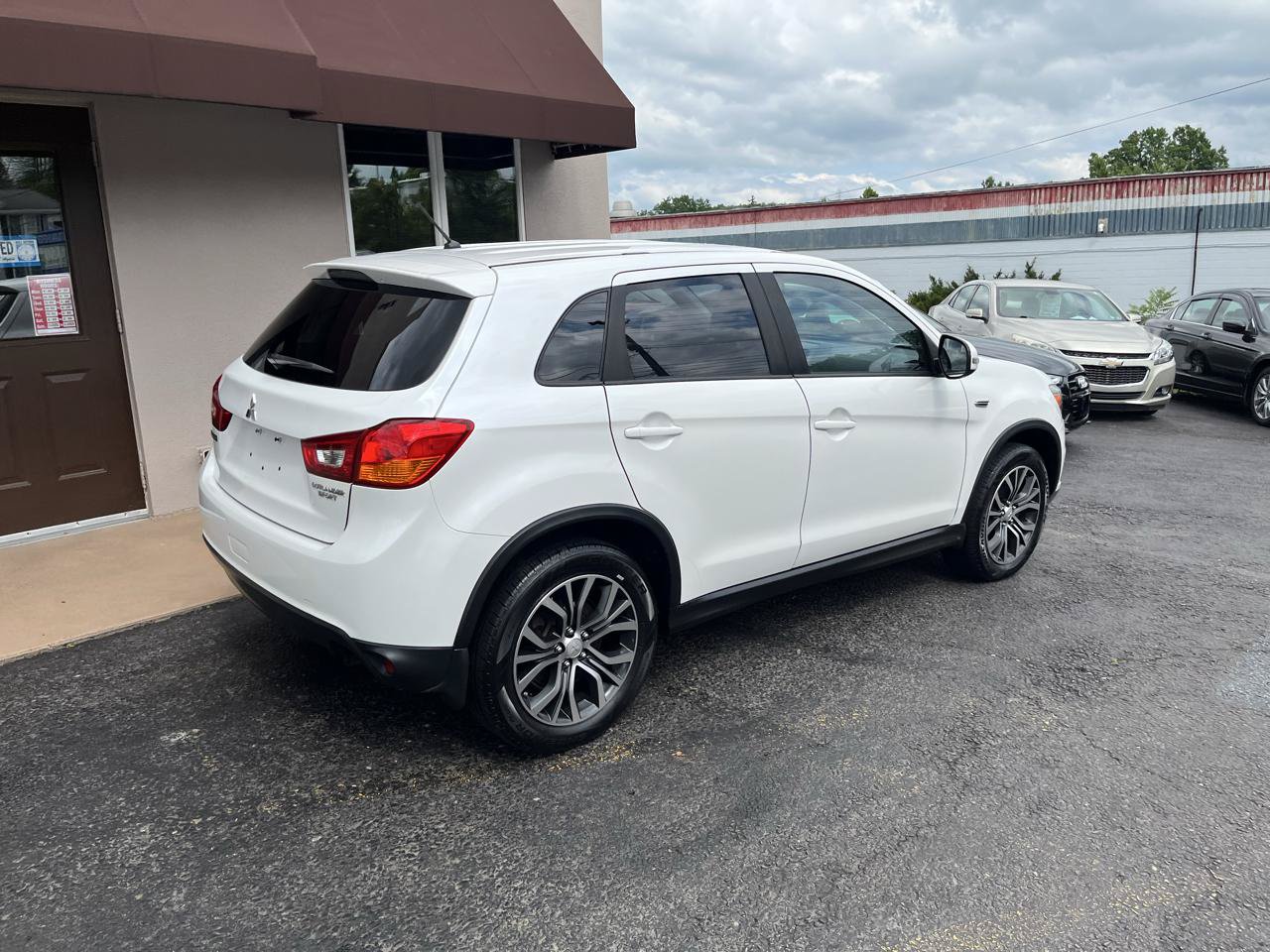 Used 2016 Mitsubishi Outlander Sport ES AWD/4WD image 5