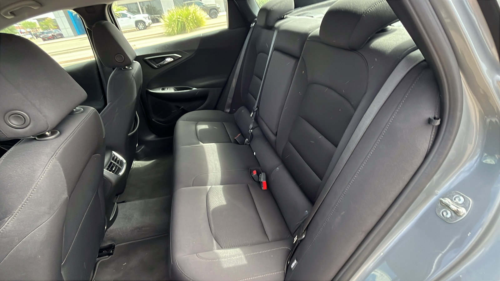 Used 2025 Chevrolet Malibu LT FWD image 24