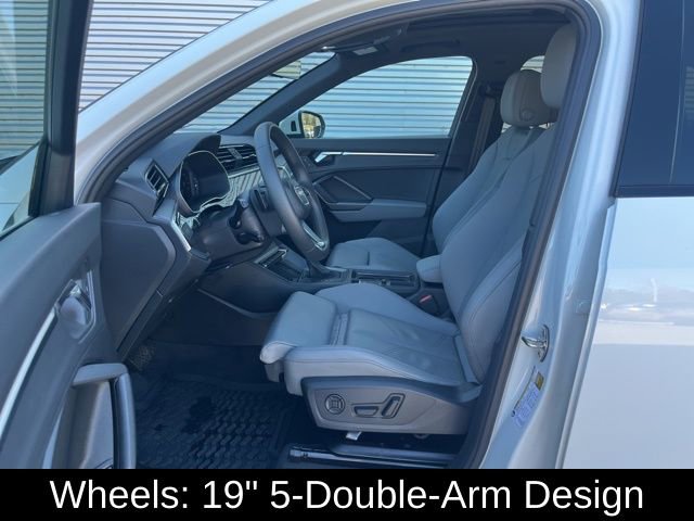 Used 2025 Audi Q3 2.0T Premium w/ Convenience Package image 26