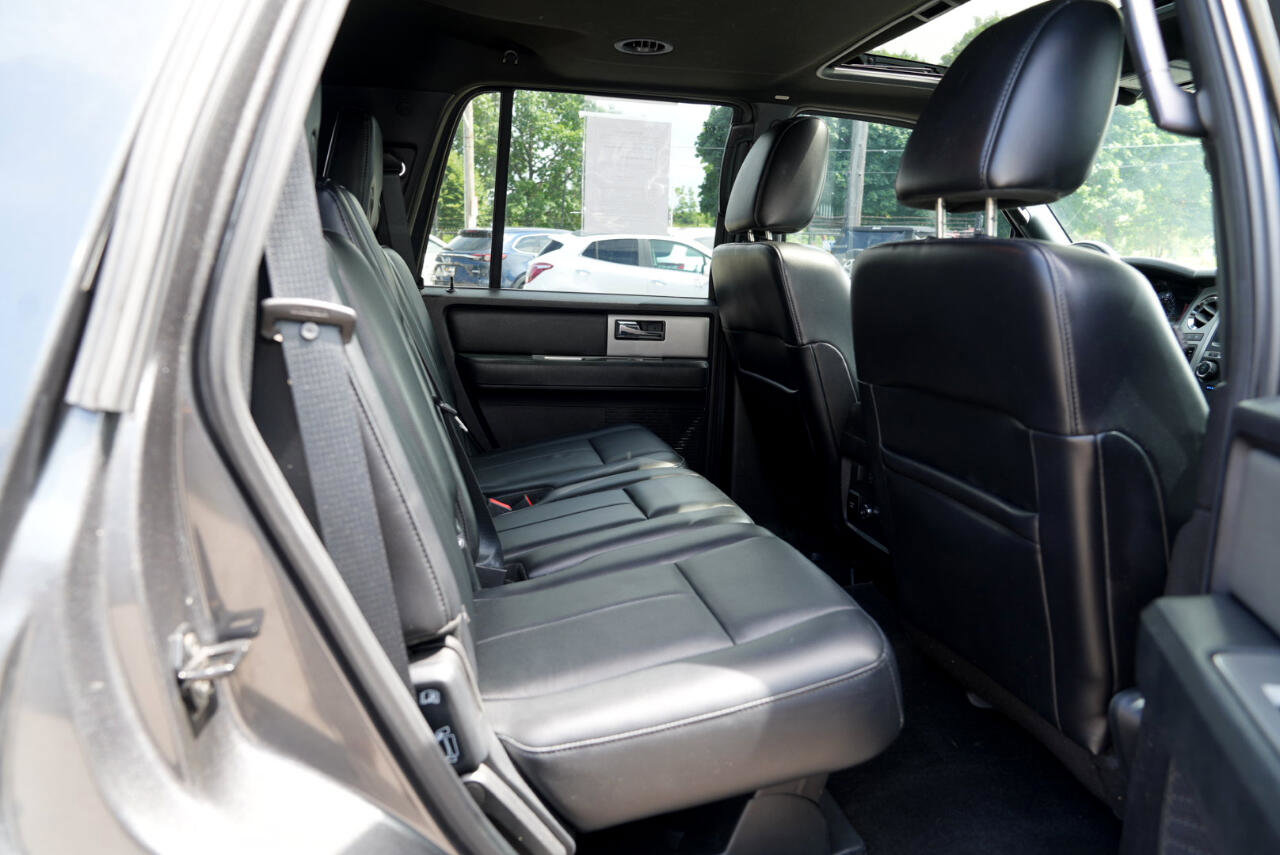 Used 2017 Ford Expedition XLT w/ Equipment Group 202A image 24