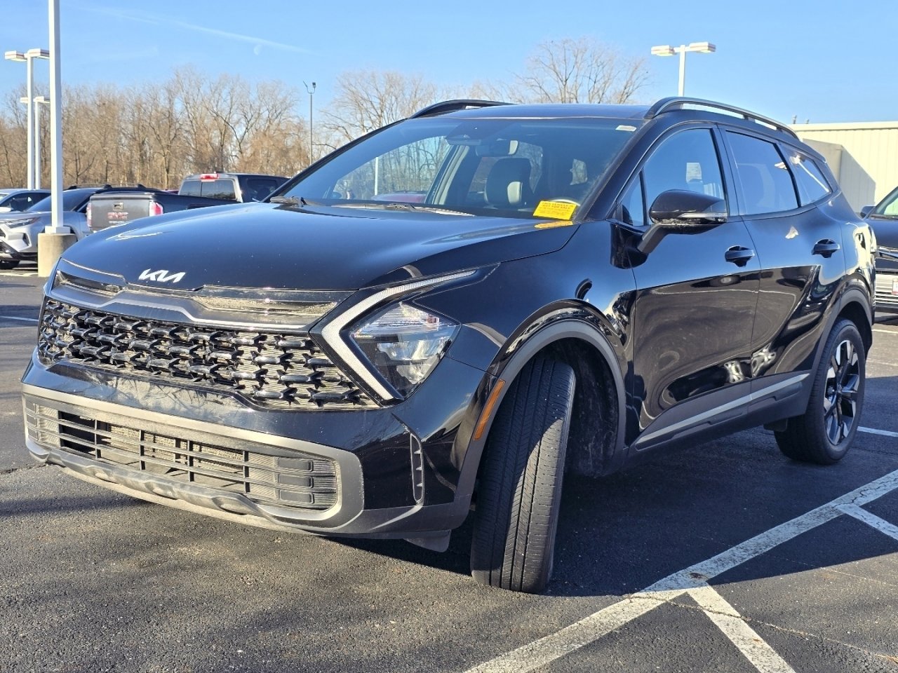 Used 2023 Kia Sportage X-Line w/ X-Line Premium Package image 3