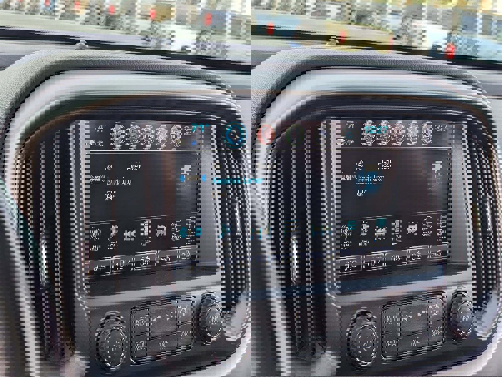 Used 2018 Chevrolet Colorado ZR2 image 20