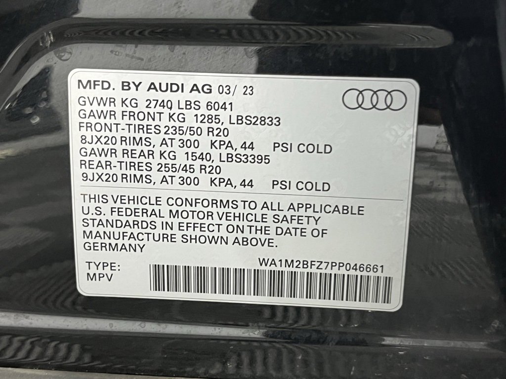 Used 2023 Audi Q4 e-tron Prestige image 36