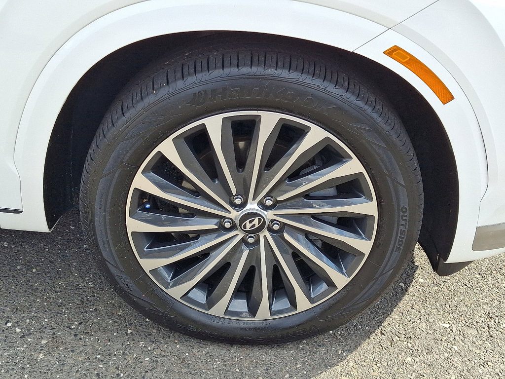 Used 2025 Hyundai Palisade Calligraphy image 9