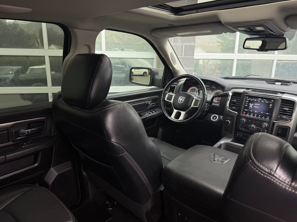 Used 2018 RAM 2500 Laramie w/ Sport Appearance Group AWD/4WD image 40
