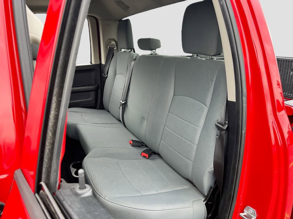 Used 2018 RAM 1500 Express RWD image 21