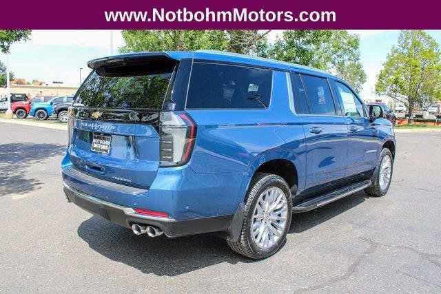 New 2025 Chevrolet Suburban Premier image 7