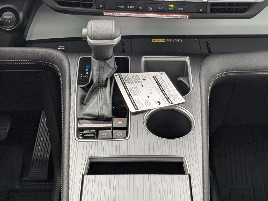 New 2026 Toyota Sienna XLE FWD image 17