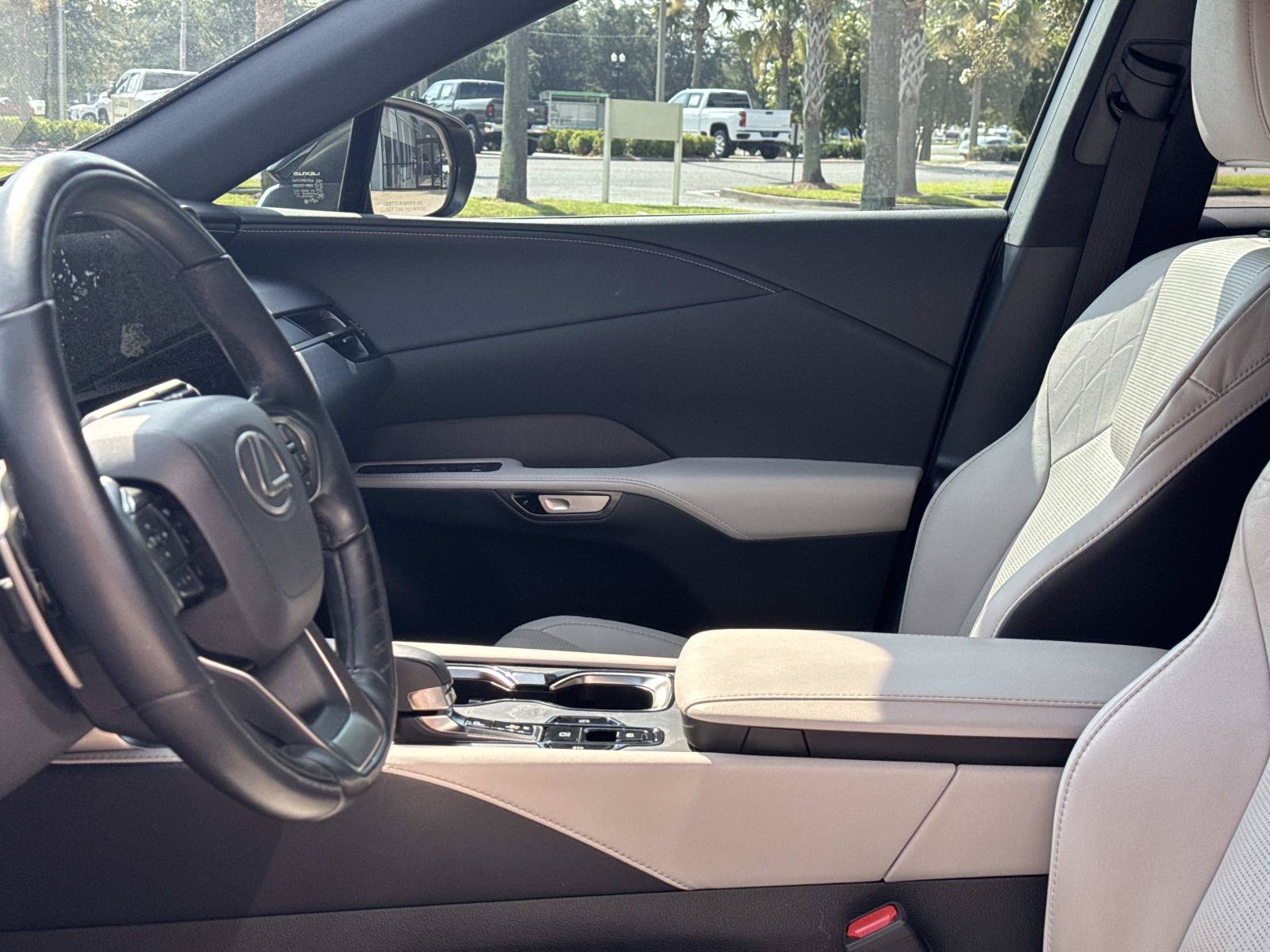 Used 2023 Lexus RX 350 Premium Plus w/ Cold Area Package FWD image 15