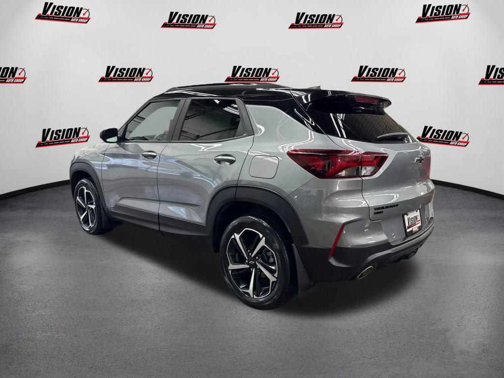 Used 2023 Chevrolet TrailBlazer RS w/ Sun and Liftgate Package image 7
