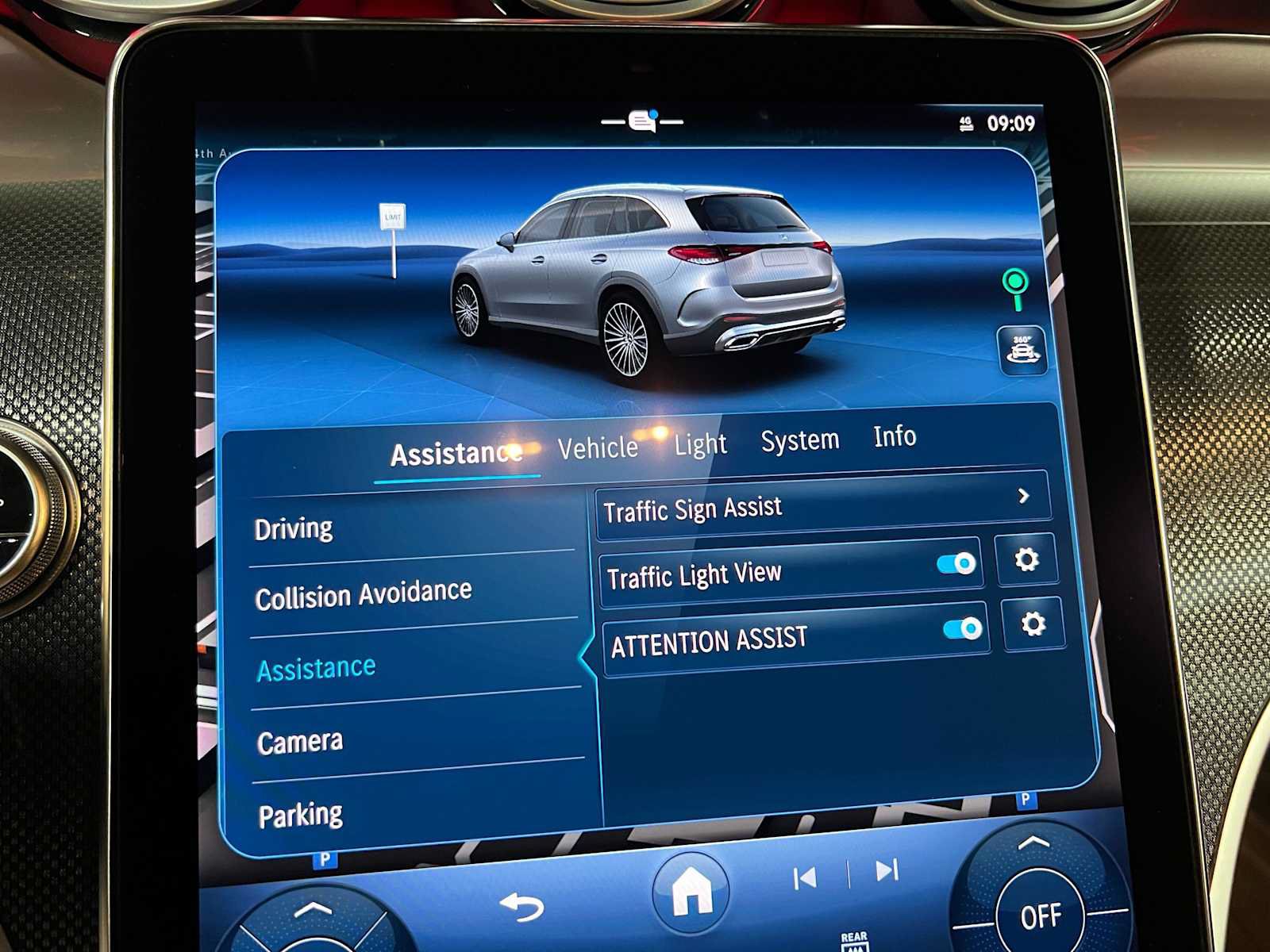 Used 2023 Mercedes-Benz GLC 300 4MATIC image 43