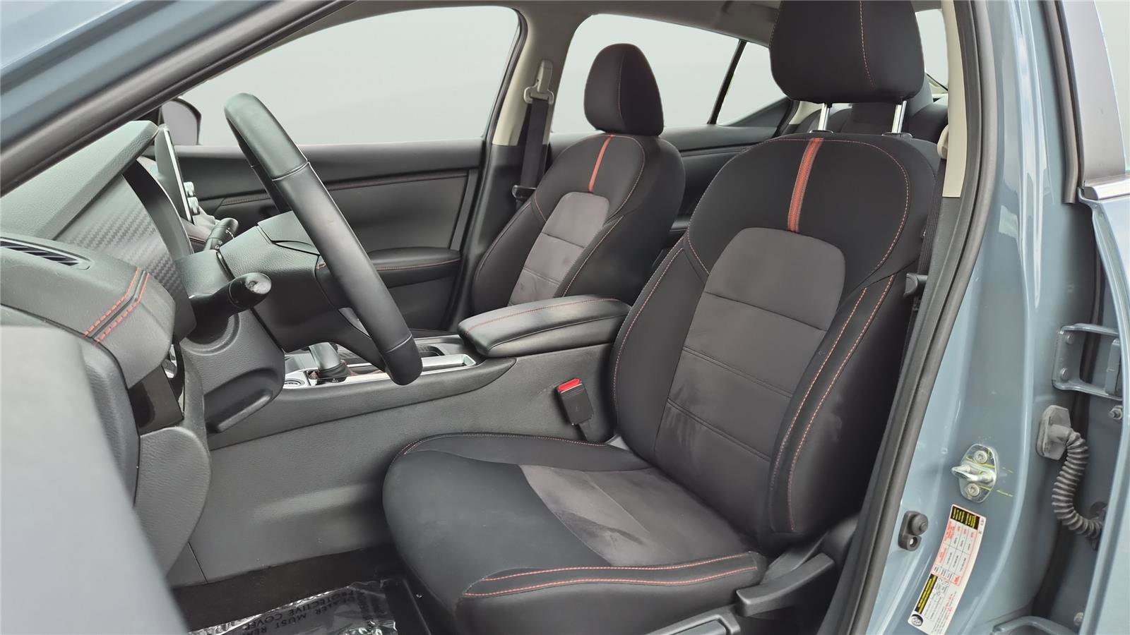 Used 2024 Nissan Sentra SR w/ Trunk Package FWD image 10