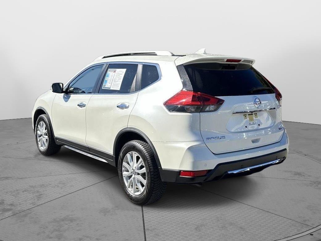 Used 2020 Nissan Rogue SV AWD/4WD image 5