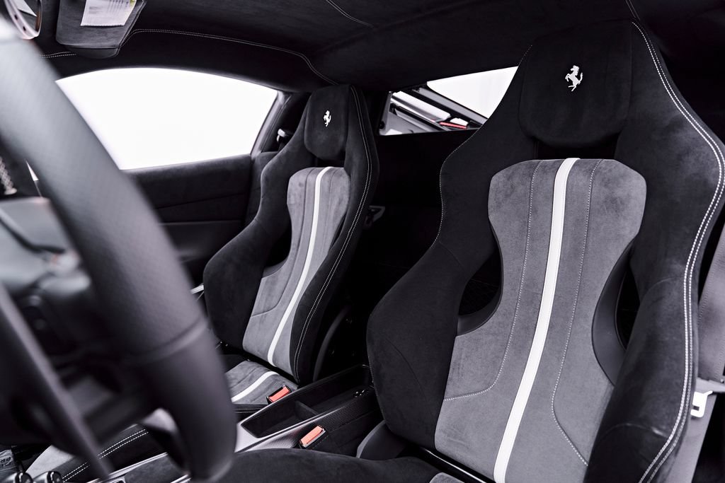 Used 2020 Ferrari 488 Pista Coupe RWD image 69