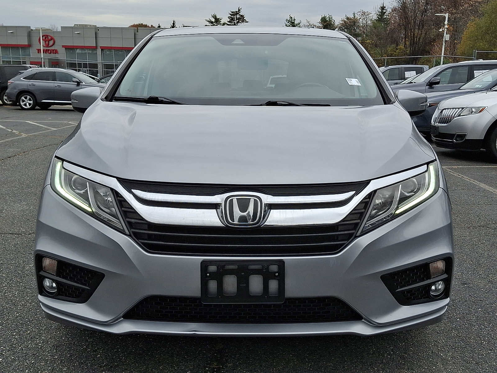 Used 2018 Honda Odyssey EX-L image 2