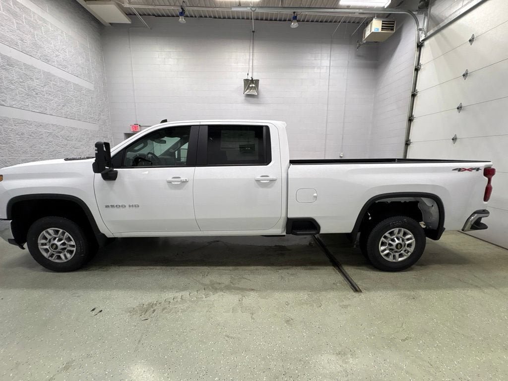 New 2026 Chevrolet Silverado 2500 LT AWD/4WD image 8