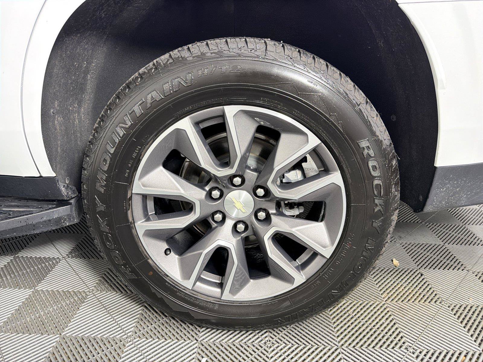 Certified 2022 Chevrolet Tahoe LT w/ LT Signature Plus Package RWD image 19