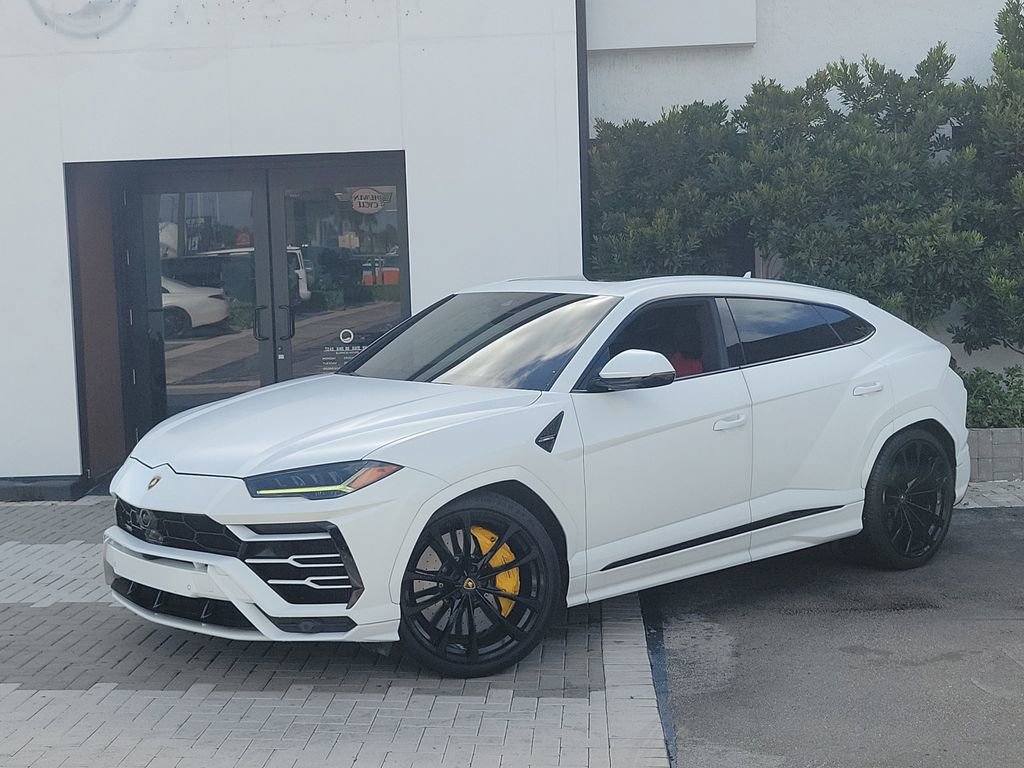 Used 2022 Lamborghini Urus