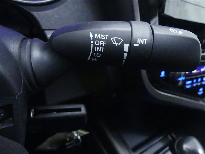 Used 2023 Toyota Camry SE image 18