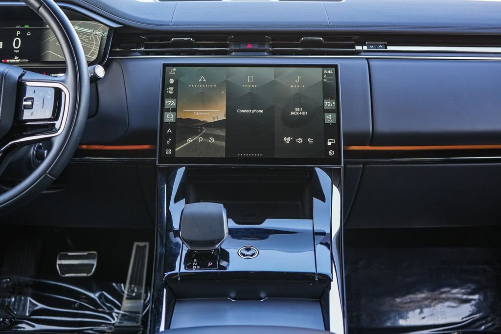 Used 2024 Land Rover Range Rover Sport Dynamic SE image 14