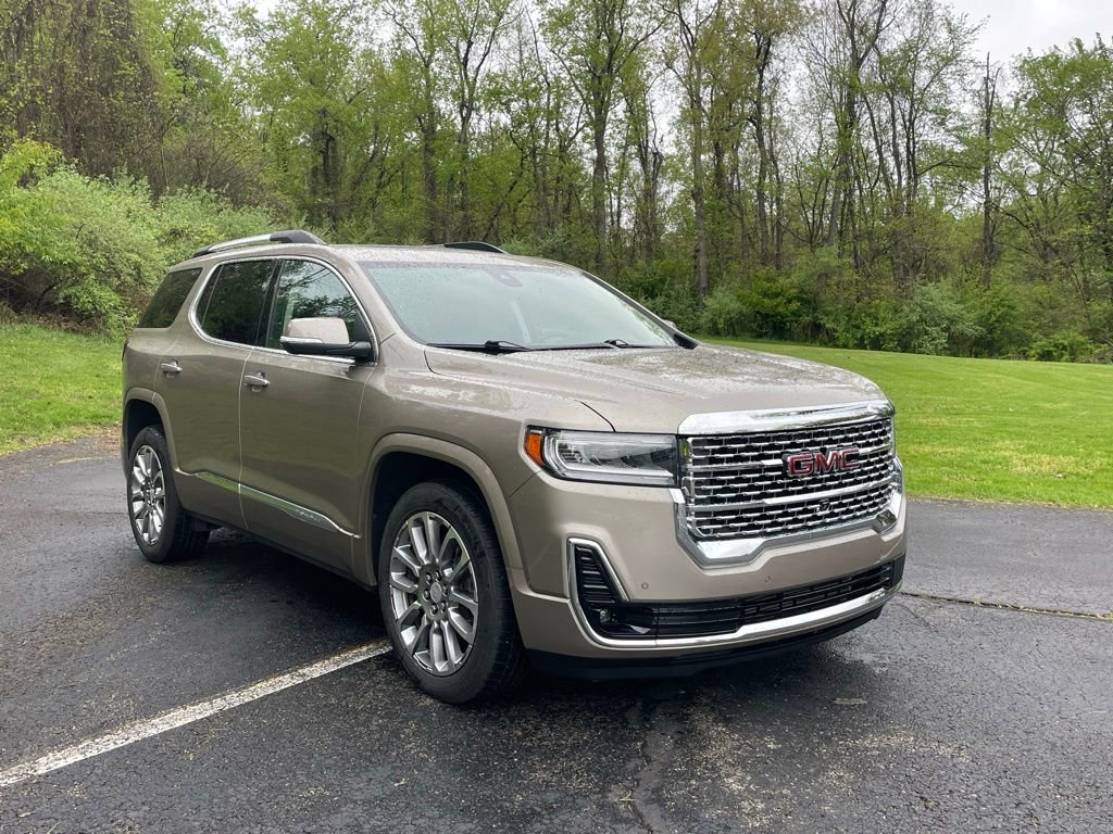 Certified 2023 GMC Acadia Denali w/ Denali Ultimate Package AWD/4WD image 1