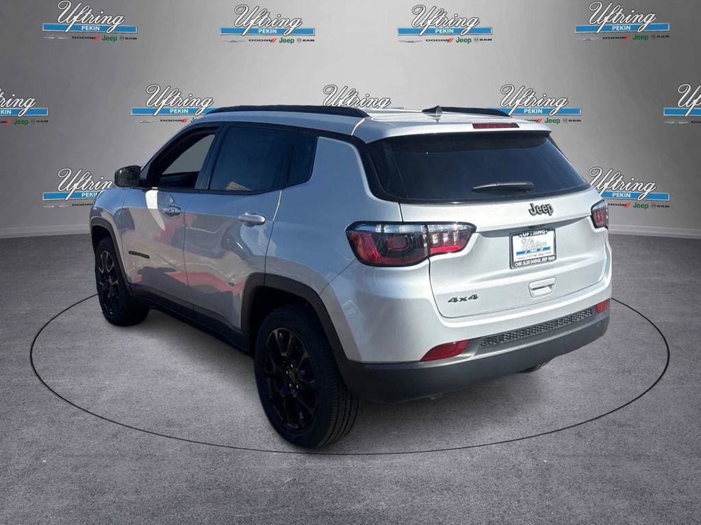 New 2026 Jeep Compass Latitude AWD/4WD image 5