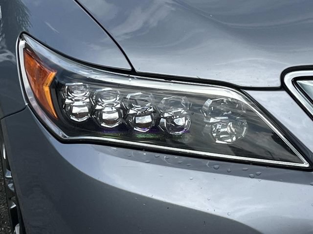 Used 2017 Acura RLX w/ Technology Package FWD image 9