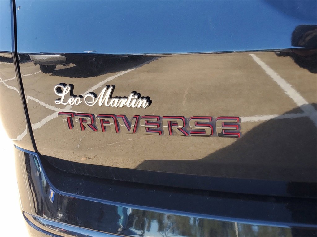 Used 2023 Chevrolet Traverse Premier w/ Redline Edition image 5