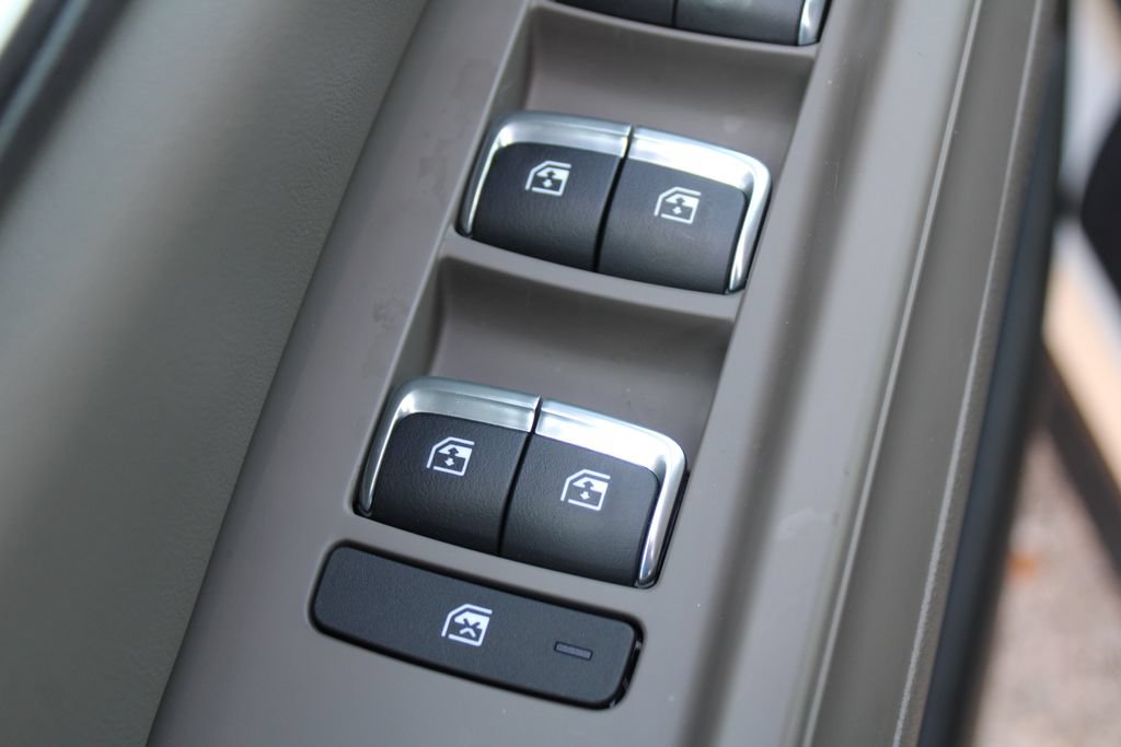 New 2027 Kia Carnival SX FWD image 26