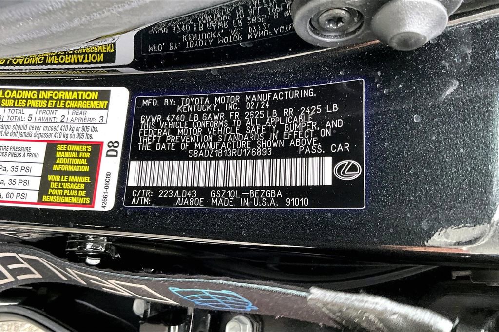 Used 2024 Lexus ES 350 w/ Premium Package image 16