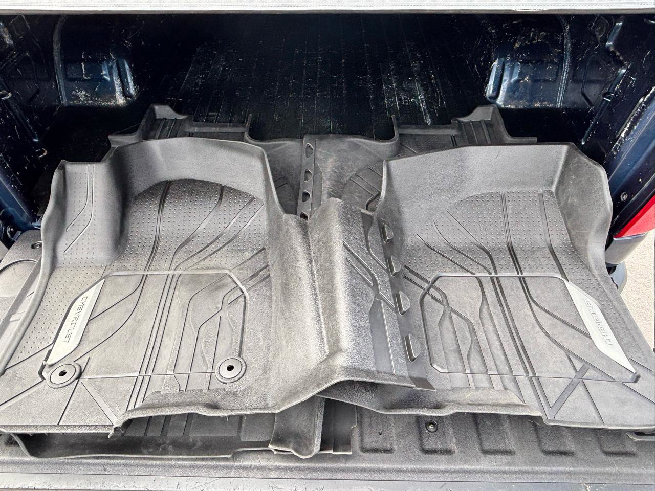 Used 2022 Chevrolet Silverado 1500 LT image 38