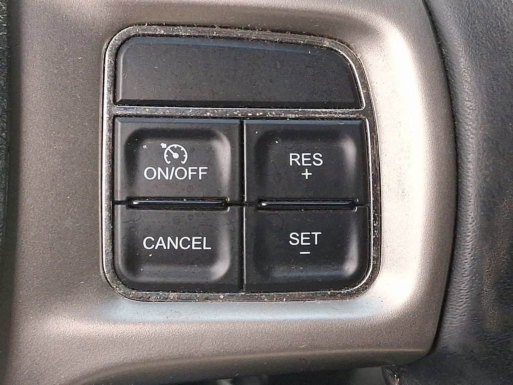 Used 2013 RAM 2500 Laramie w/ Convenience Group image 26