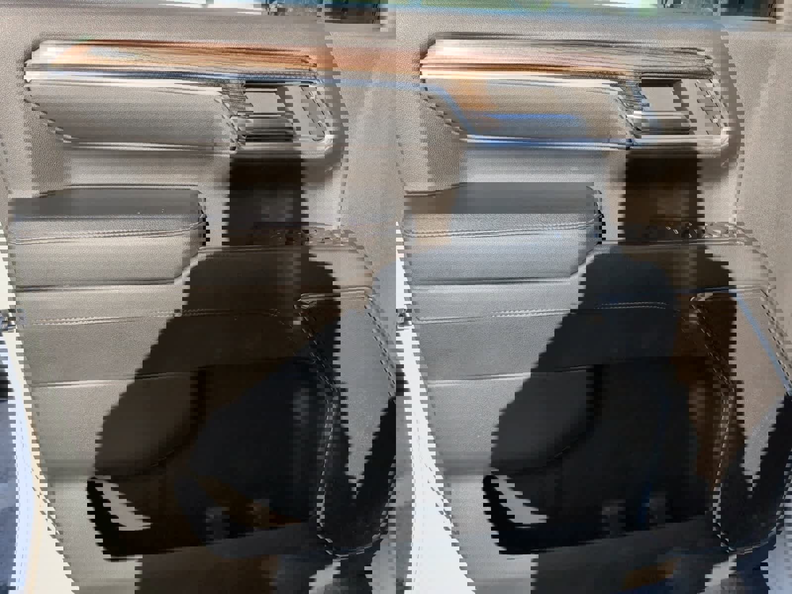 Used 2024 Chevrolet Silverado 3500 LT w/ All Star Edition image 12