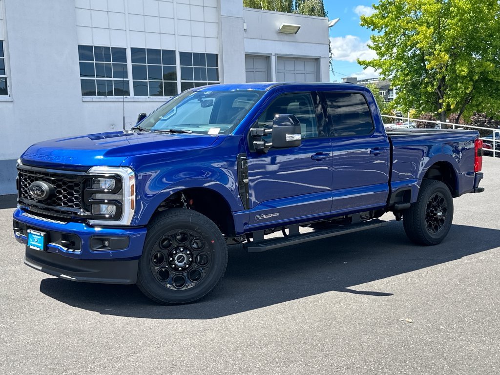 New 2026 Ford F250 Lariat w/ Black Appearance Package AWD/4WD image 1