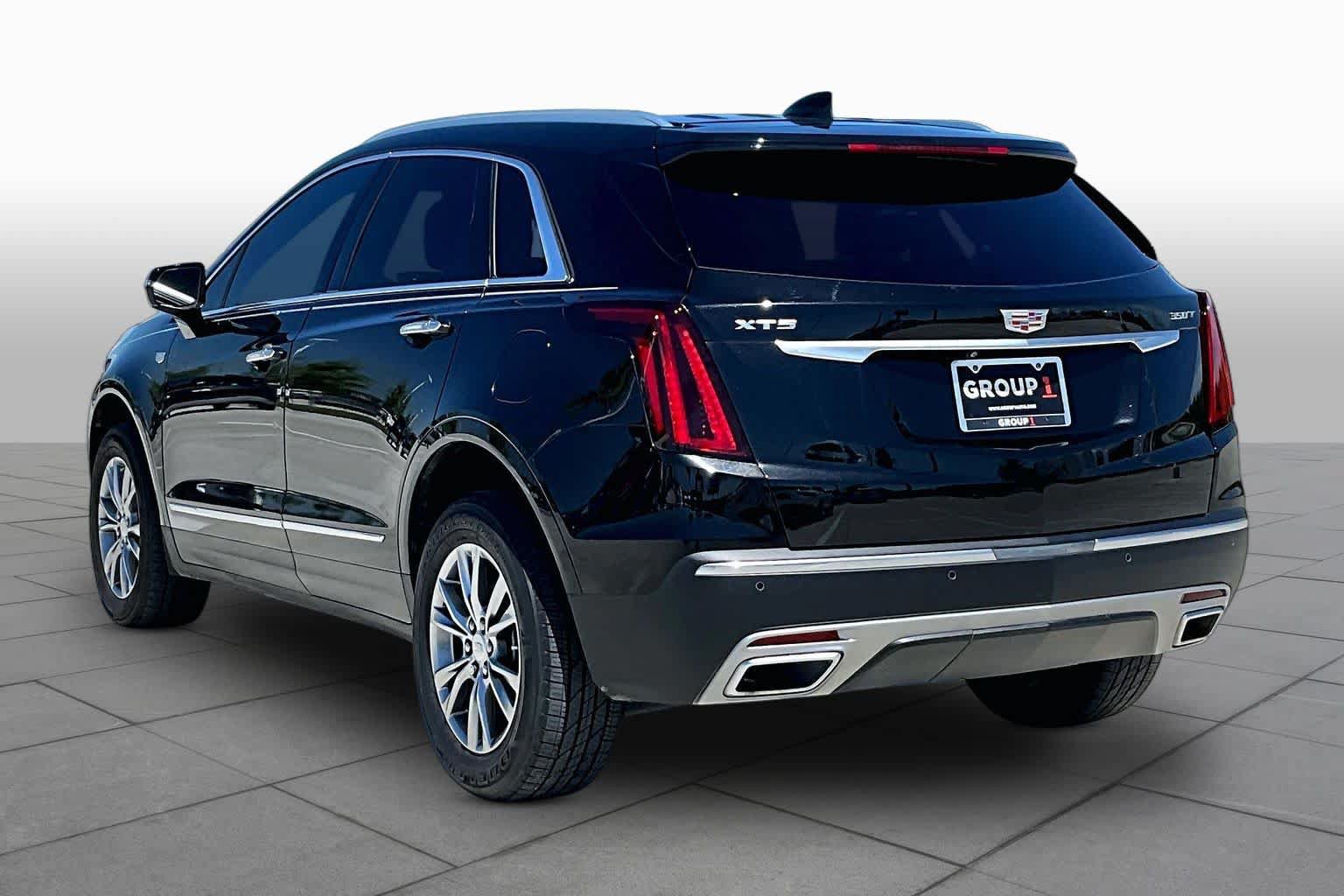Used 2023 Cadillac XT5 Premium Luxury FWD image 12