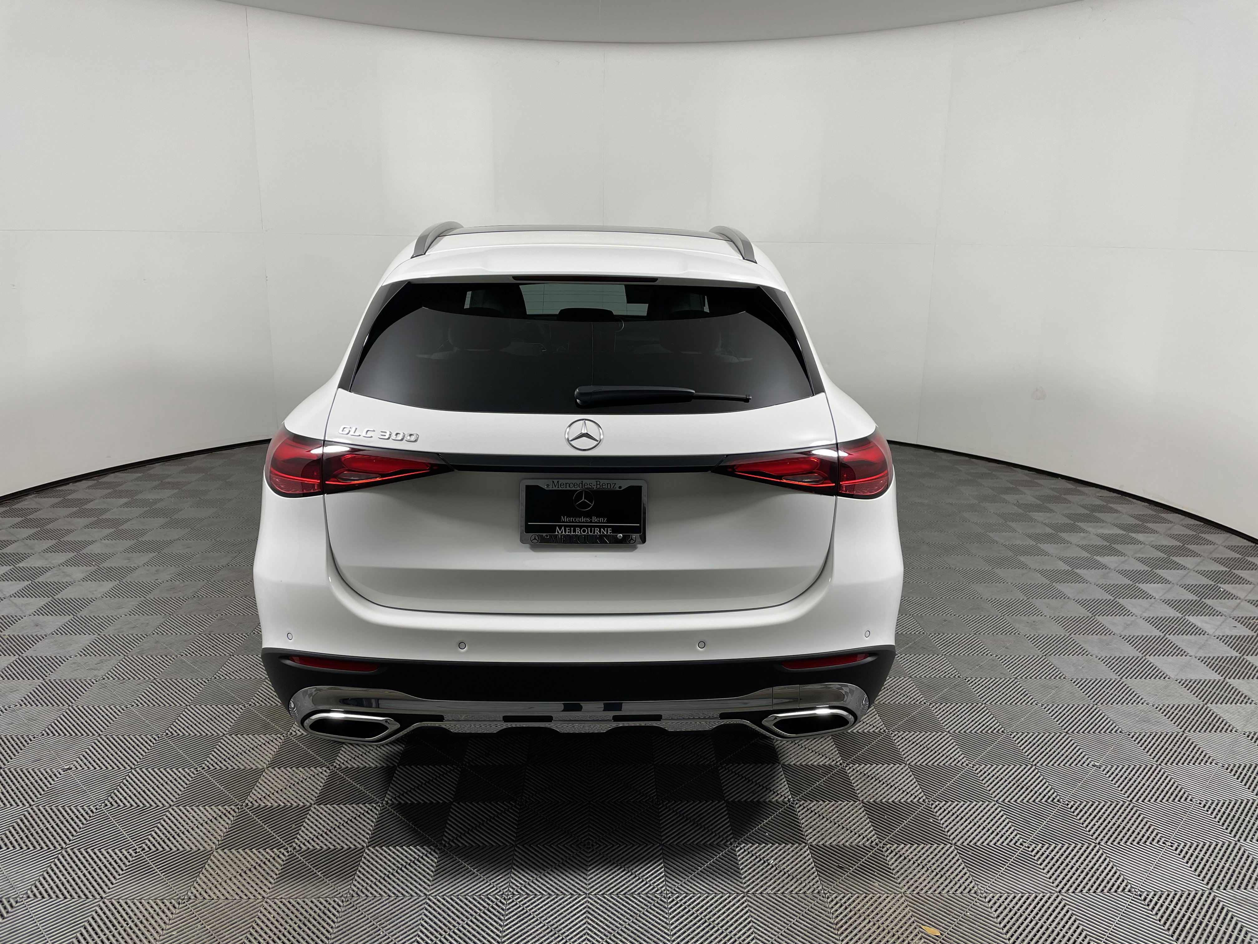 New 2026 Mercedes-Benz GLC 300 image 4