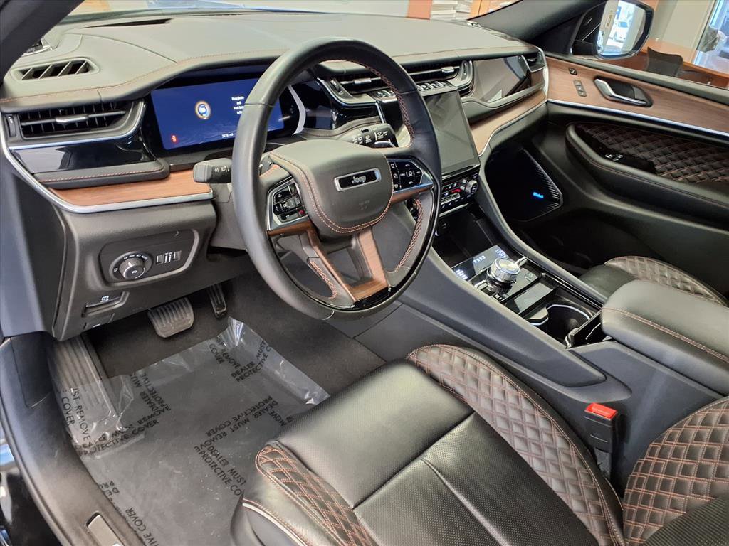 Used 2023 Jeep Grand Cherokee Summit w/ Adv Protech Group IV image 19